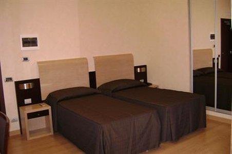 Eh Suites Rome Airport Euro House Hotels Fiumicino Exterior photo